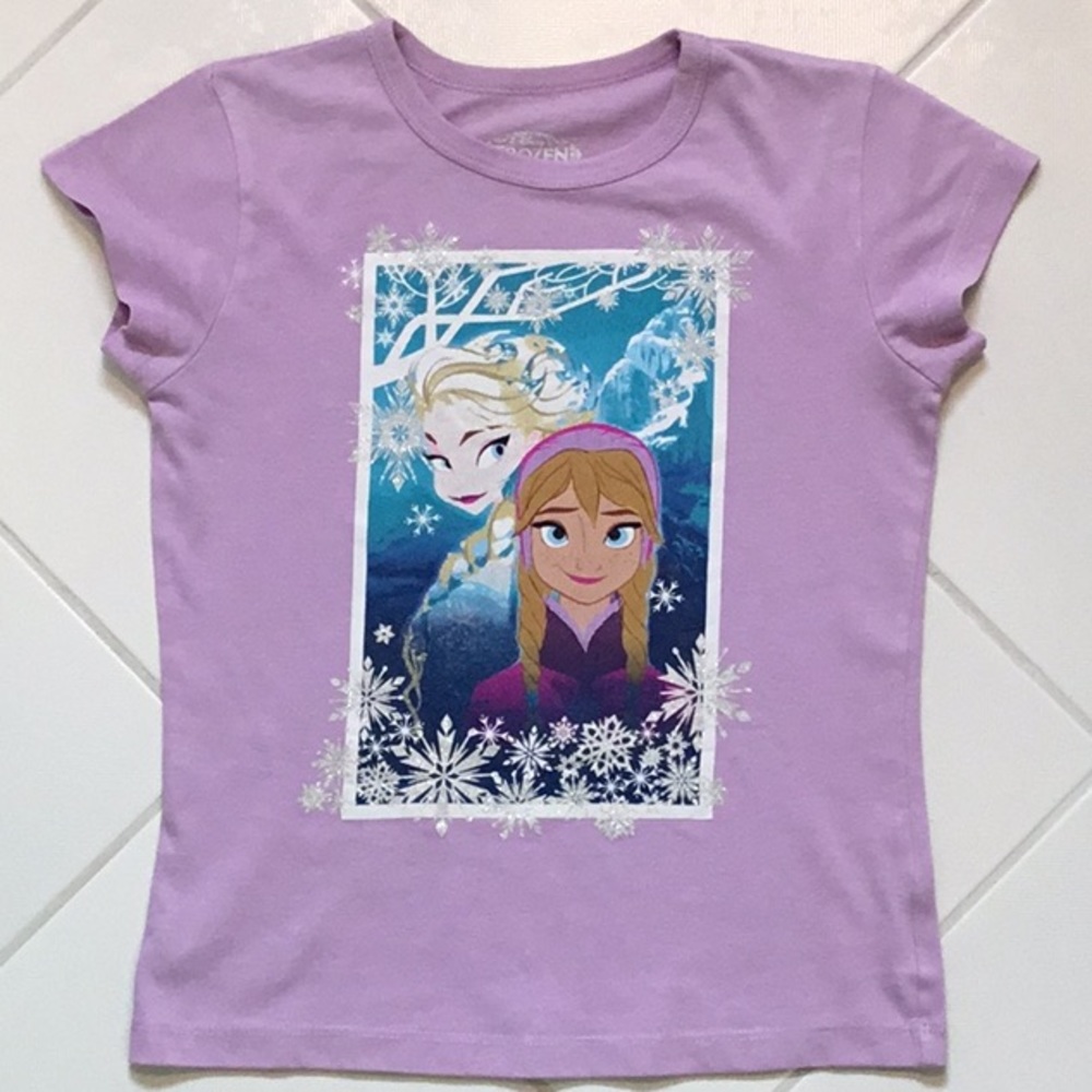 Disney’s Frozen T-shirt w/Anna & Elsa